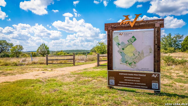 Listing photo id 44 for 368 Butternut
