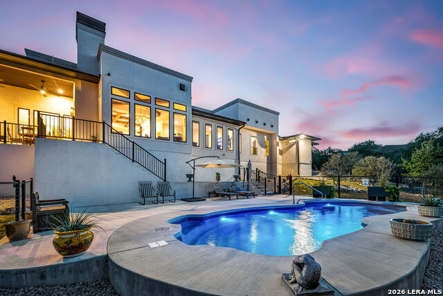 Listing photo id 5 for 368 Butternut