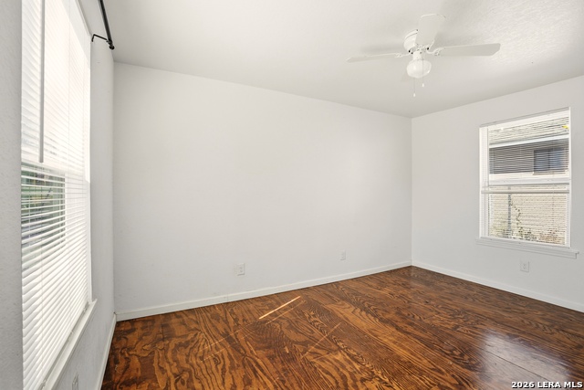 Image 12 of 37 For 311 Castillo