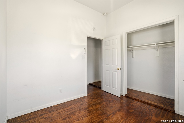 Image 22 of 37 For 311 Castillo