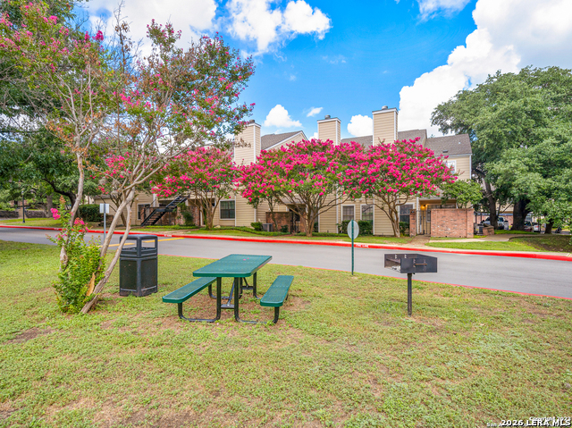 Details for 11610 Vance Jackson  413, San Antonio, TX 78230