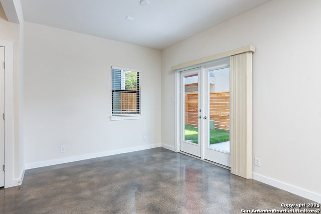 Image 6 of 14 For 211 Utah St  601