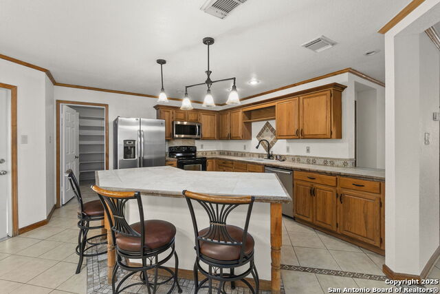 Image 5 of 27 For 6311 Regency Ct