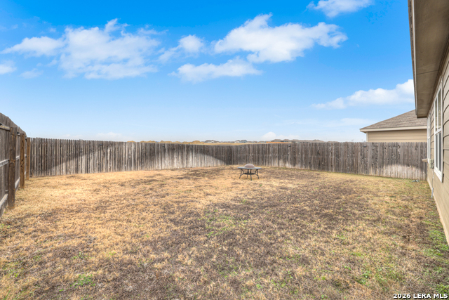 Image 34 of 40 For 2847 Calandra Lark