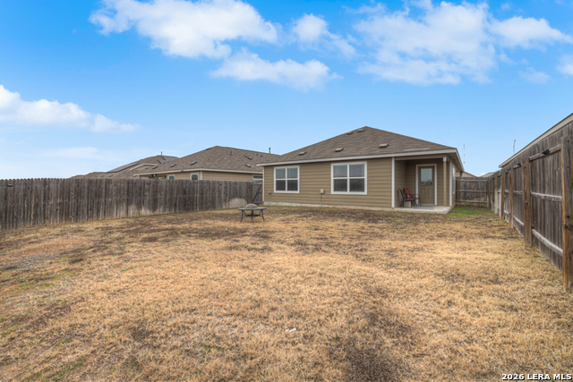 Image 37 of 40 For 2847 Calandra Lark