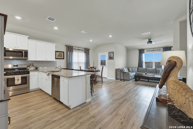 Image 9 of 40 For 2847 Calandra Lark