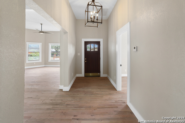 Image 12 of 34 For 926 Nolan St