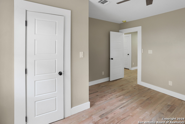 Image 26 of 34 For 926 Nolan St