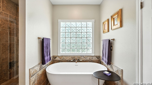 Image 19 of 28 For 731 Vista Ridge