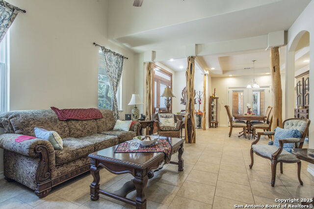 Image 3 of 32 For 1994 Lakeview