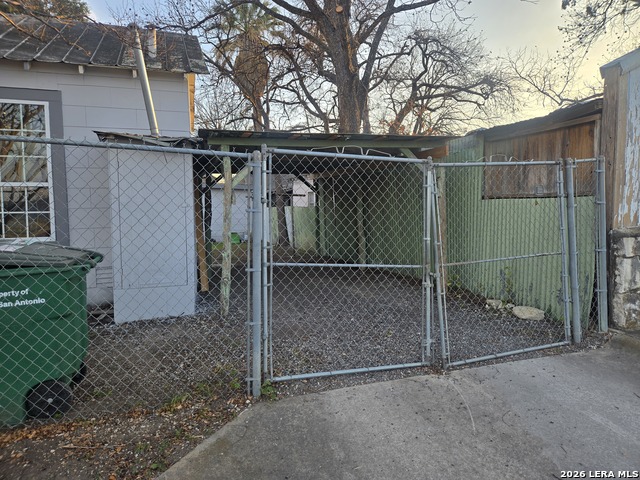 Image 4 of 29 For 203 Theo W Rear