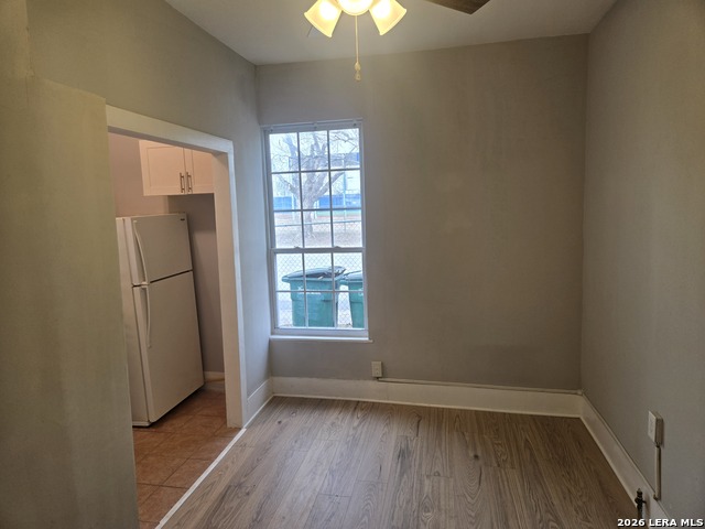 Image 8 of 29 For 203 Theo W Rear