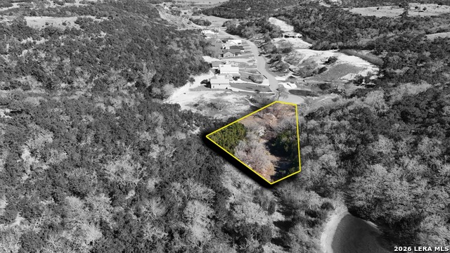 Image 3 of 9 For 179 Heartland Ln