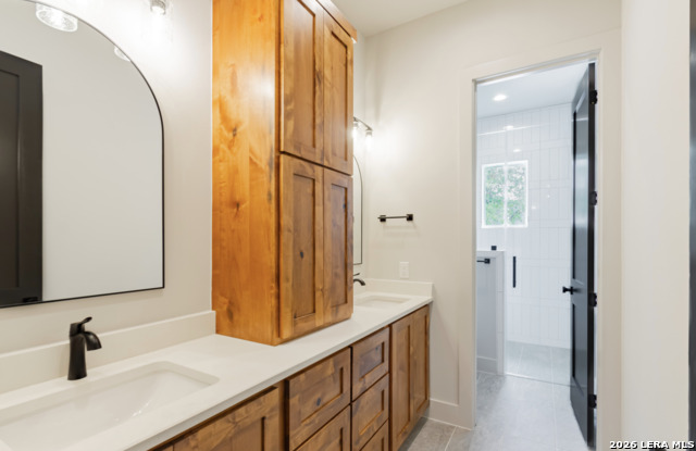 Image 21 of 41 For 196 Bobby Lynn