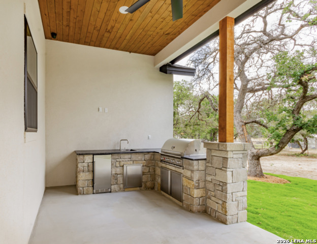 Image 28 of 41 For 196 Bobby Lynn