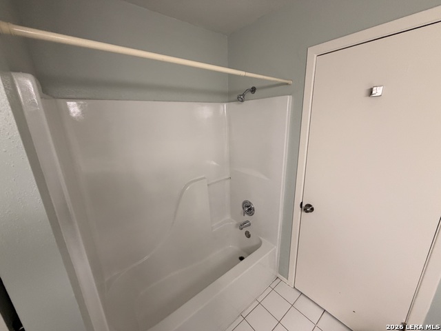 Image 10 of 22 For 13606 Dutch Myrtle