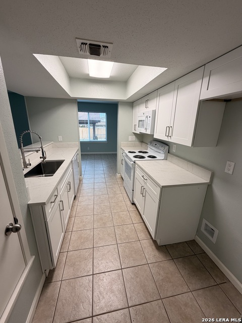 Image 21 of 22 For 13606 Dutch Myrtle