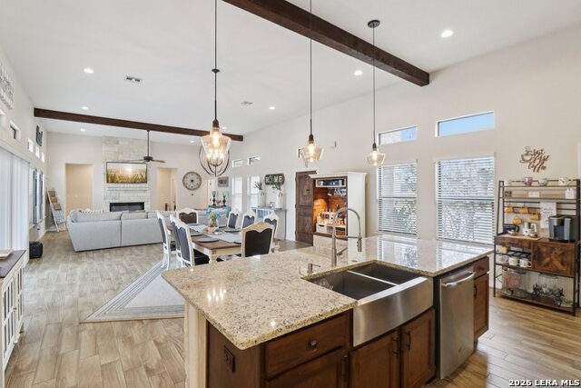 Image 14 of 63 For 311 Abrego Lake