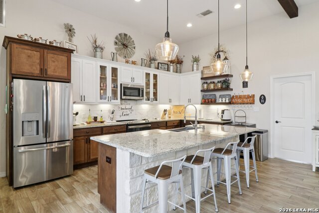 Image 22 of 63 For 311 Abrego Lake