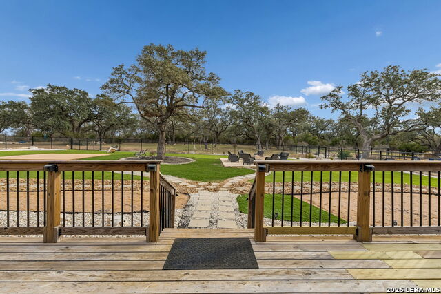 Image 31 of 38 For 617 Innsbruck