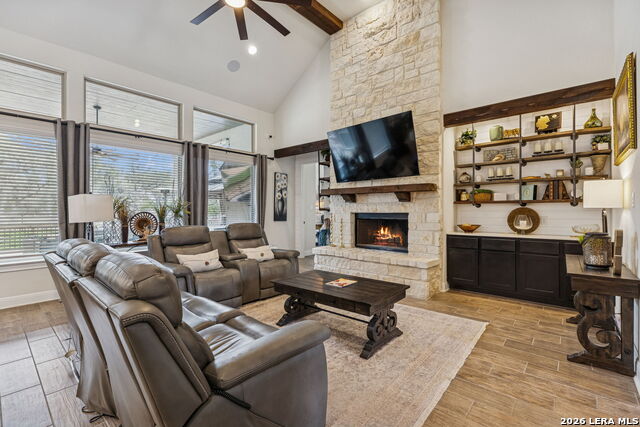 Image 6 of 38 For 617 Innsbruck