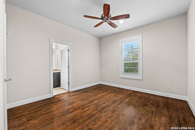 Listing photo id 8 for 612 Ogden  