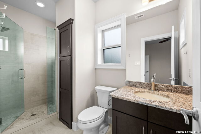 Listing photo id 9 for 612 Ogden  