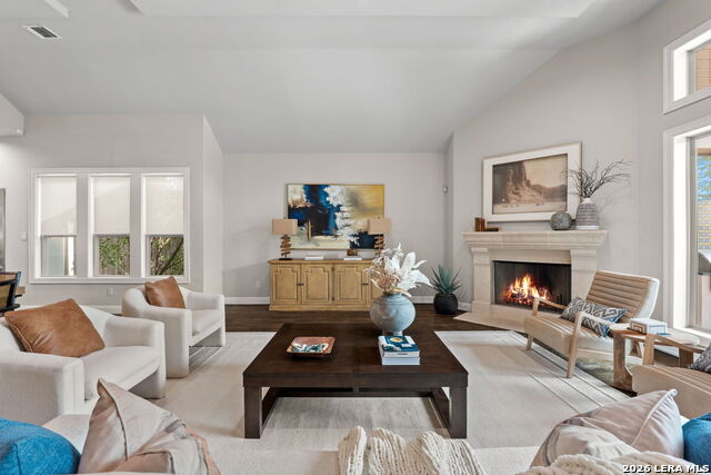 Listing photo id 22 for 612 Ogden  