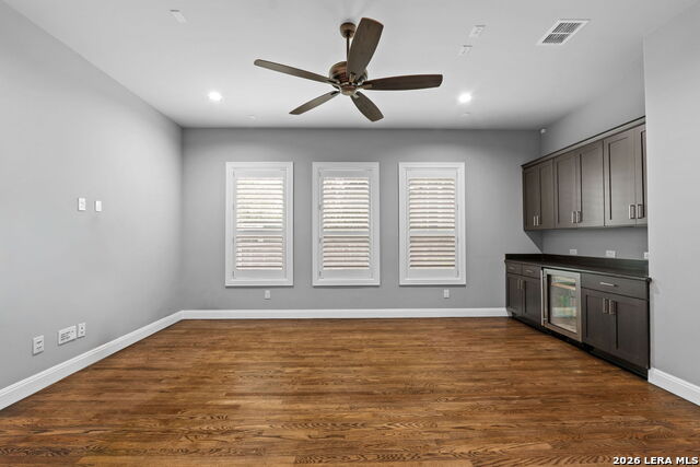 Listing photo id 24 for 612 Ogden  