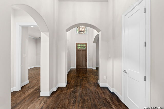 Listing photo id 1 for 612 Ogden  