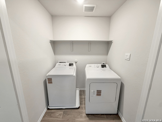 Image 15 of 26 For 722 Jennifer Way