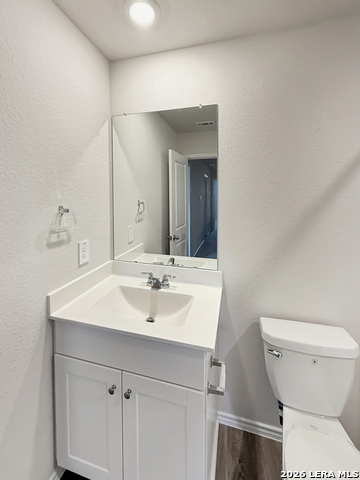 Image 17 of 26 For 722 Jennifer Way