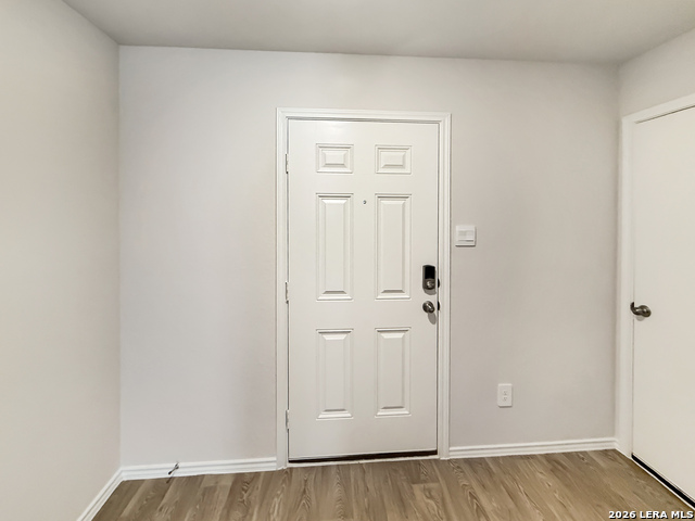 Image 24 of 26 For 722 Jennifer Way