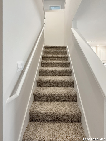 Image 7 of 26 For 722 Jennifer Way