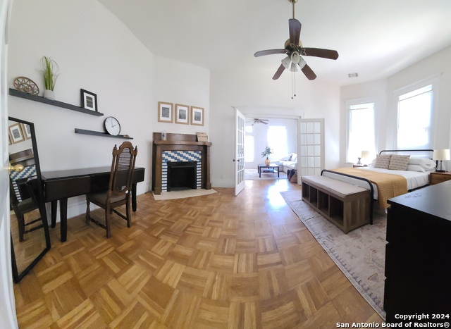 Image 7 of 16 For 423 Magnolia W 1