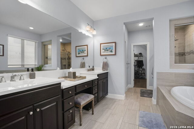 Image 19 of 35 For 25452 River Ledge