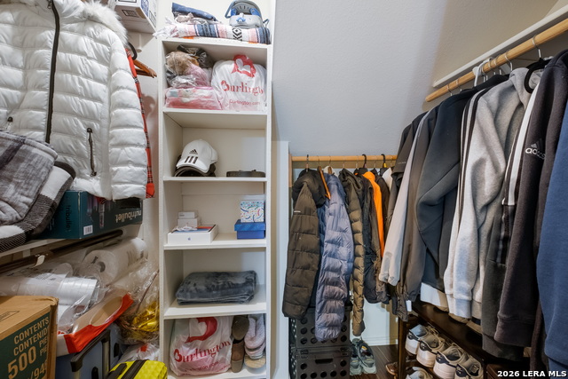 Image 18 of 31 For 14306 Yellow Warbler