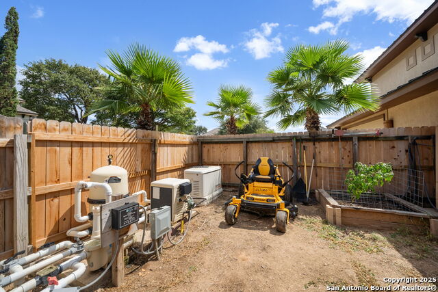 Image 26 of 33 For 1626 Clover Ridge