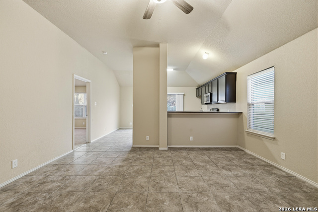 Image 4 of 27 For 7114 Sunny Day