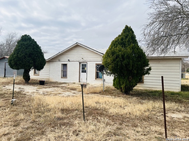 Details for 817 El Paso  , Sabinal, TX 78801