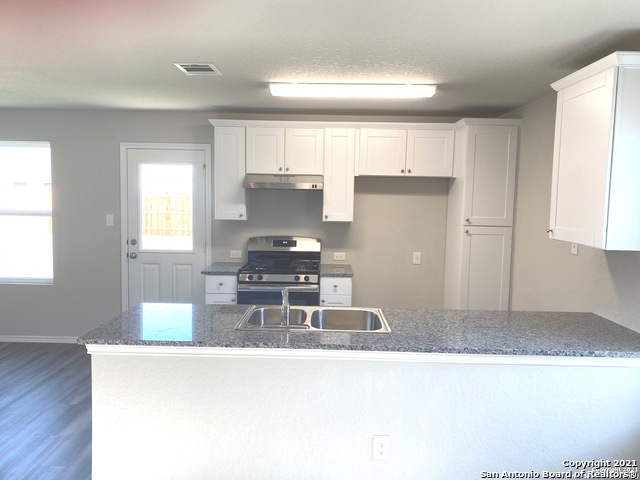 Image 5 of 9 For 510 Moonvine Way