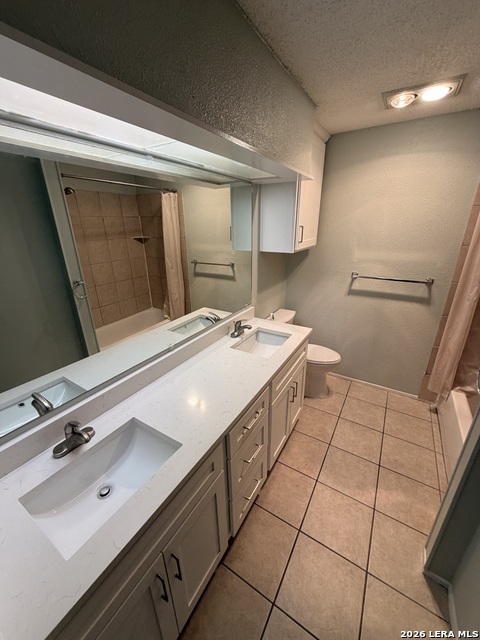 Image 13 of 20 For 13616 Dutch Myrtle  13616