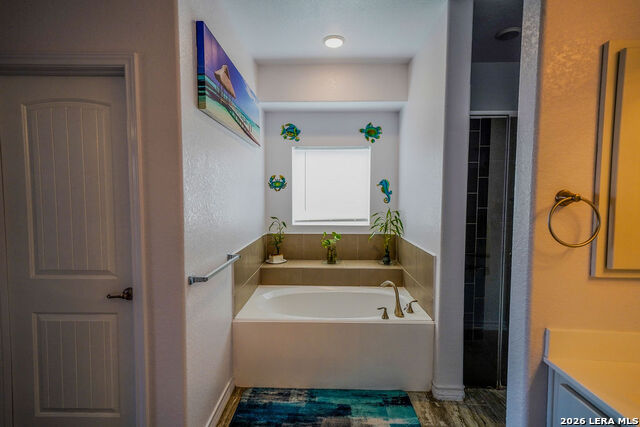 Image 17 of 43 For 104 Fairway  