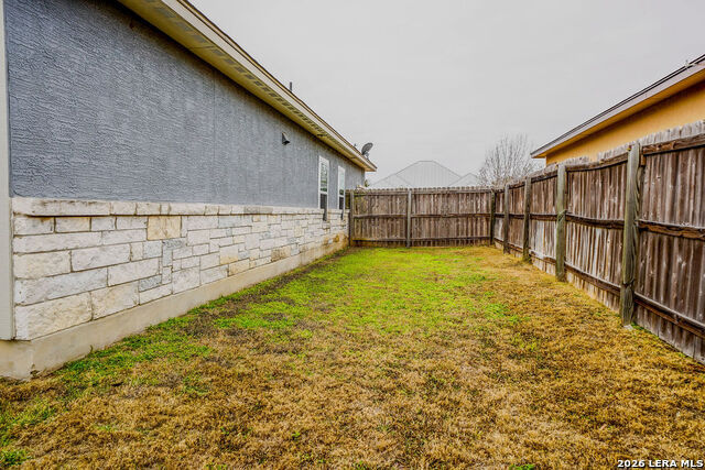 Image 42 of 43 For 104 Fairway  