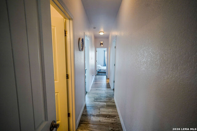 Image 7 of 43 For 104 Fairway  