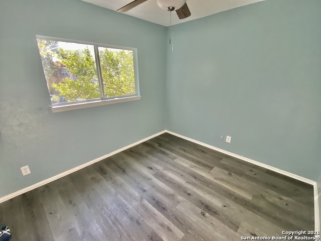 Image 14 of 16 For 1955 Budding Blvd