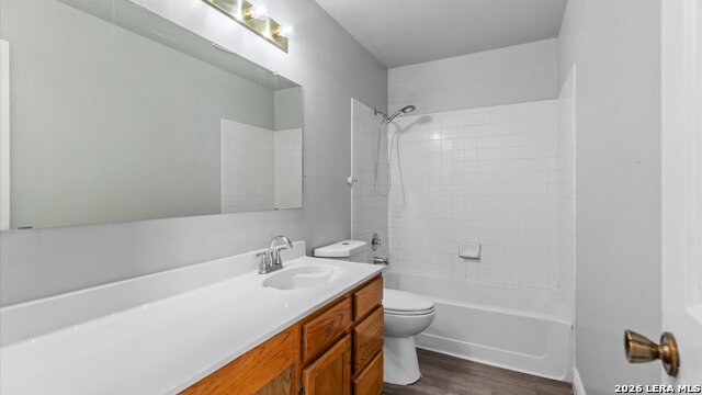 Image 20 of 27 For 9847 Spring Harvest