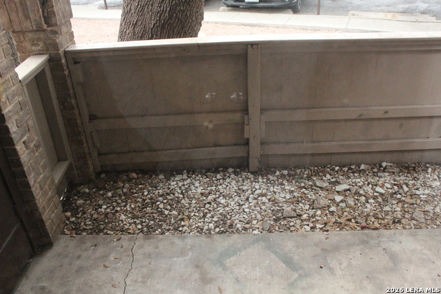 Image 11 of 15 For 2935 Nacogdoches  115