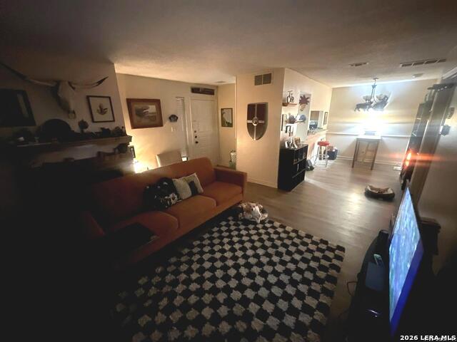 Image 4 of 15 For 2935 Nacogdoches  115