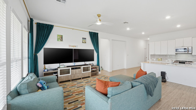 Image 10 of 38 For 5931 Corsicana